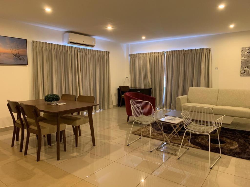 The Gallery Luxury Apartments Acra Exterior foto