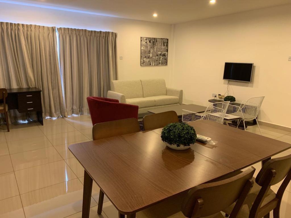 The Gallery Luxury Apartments Acra Exterior foto